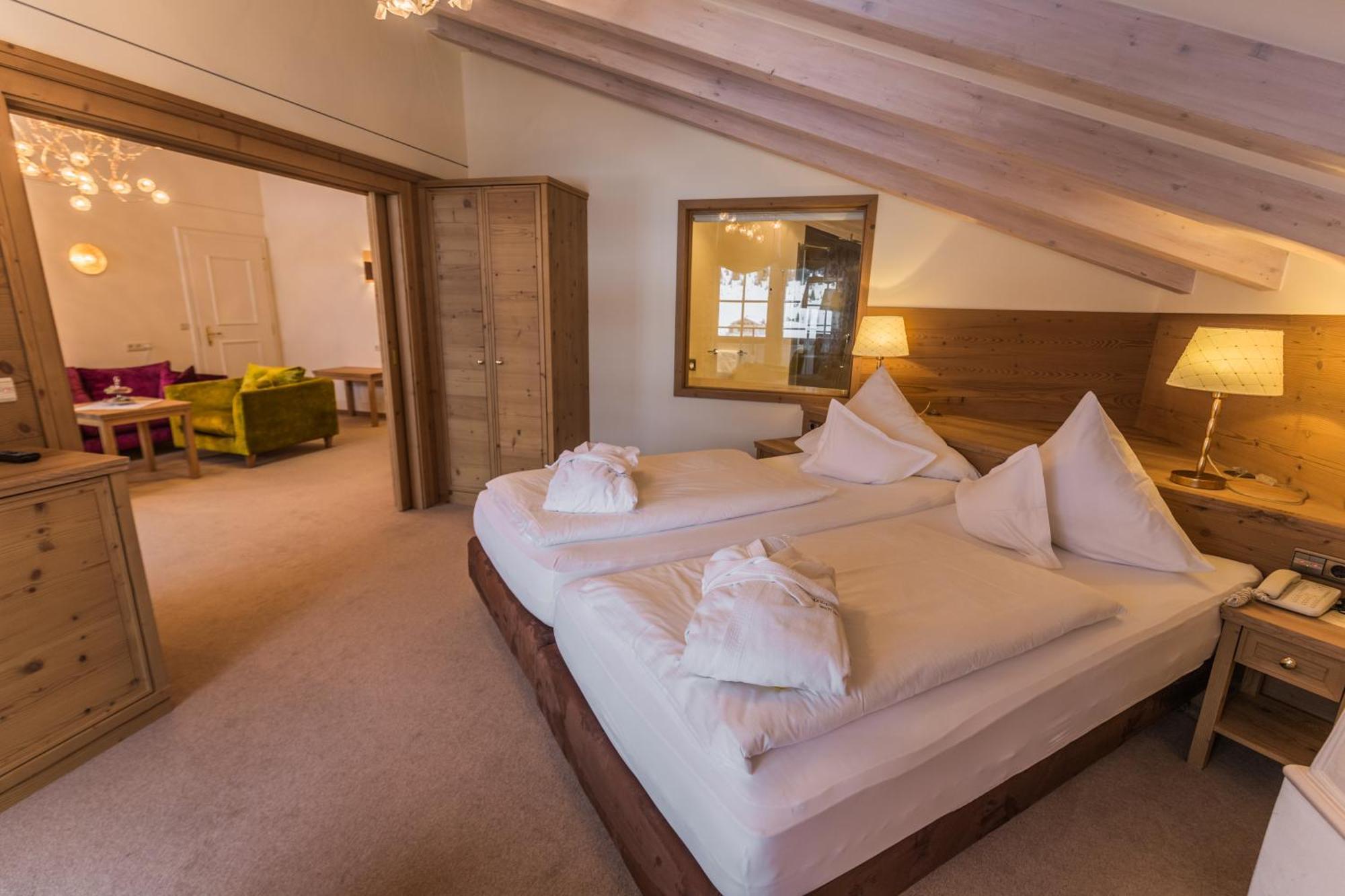 Hotel Plattenhof Lech am Arlberg Ruang foto
