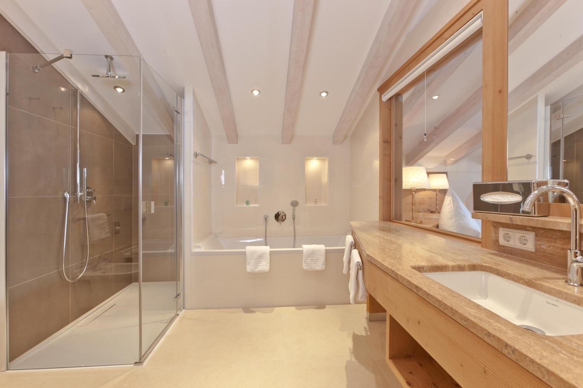 Hotel Plattenhof Lech am Arlberg Ruang foto