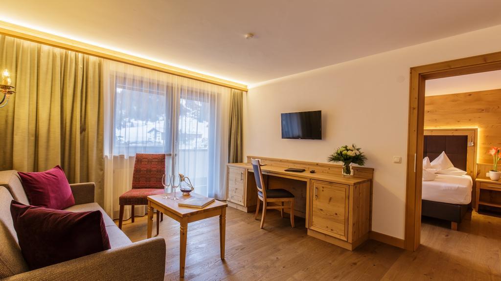 Hotel Plattenhof Lech am Arlberg Bagian luar foto
