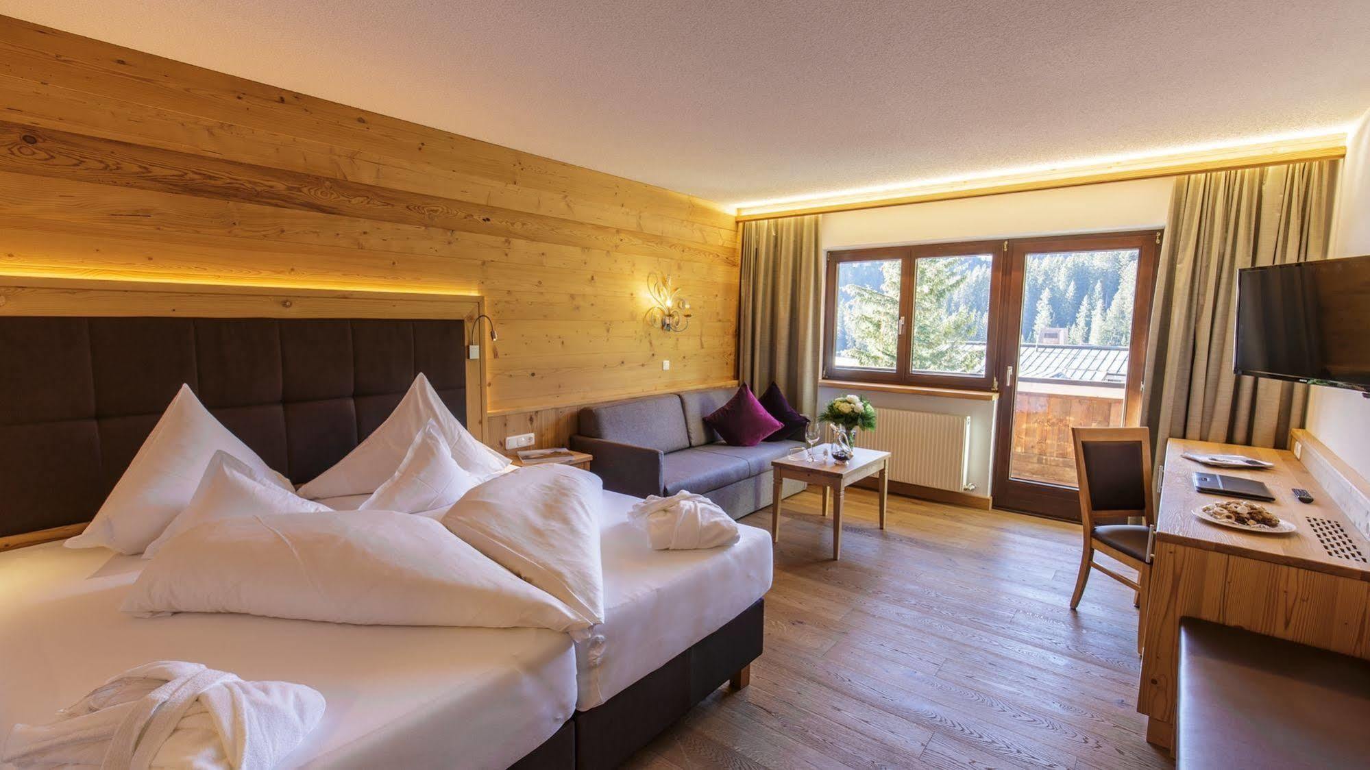 Hotel Plattenhof Lech am Arlberg Bagian luar foto